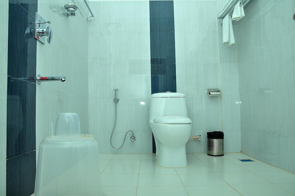 Holiday Hill Hotel & Suites Sultan Bathery Rom bilde