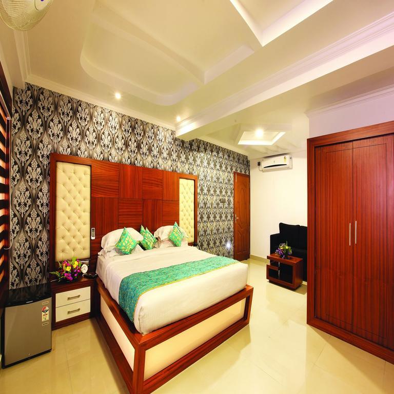 Holiday Hill Hotel & Suites Sultan Bathery Eksteriør bilde
